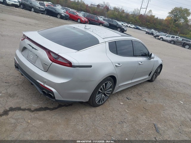 KIA Stinger Premium 2018 KNAE25LA4J6031829 Image 4