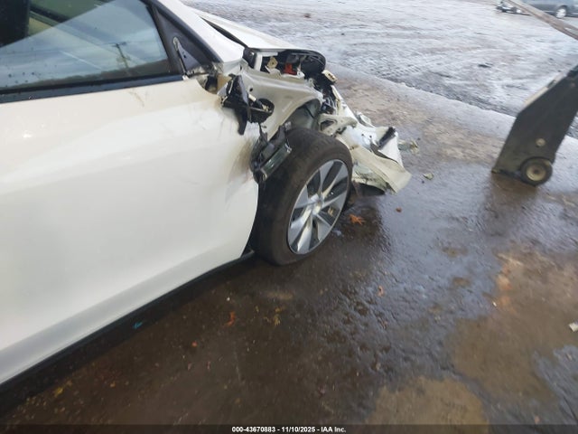 2023 TESLA MODEL Y 7SAYGDEE3PF792413 Photo 5