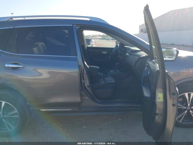 2018 NISSAN ROGUE JN8AT2MV8JW303978 Photo 4