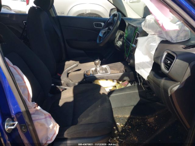 2021 HYUNDAI VENUE KMHRB8A37MU072493 Photo 4