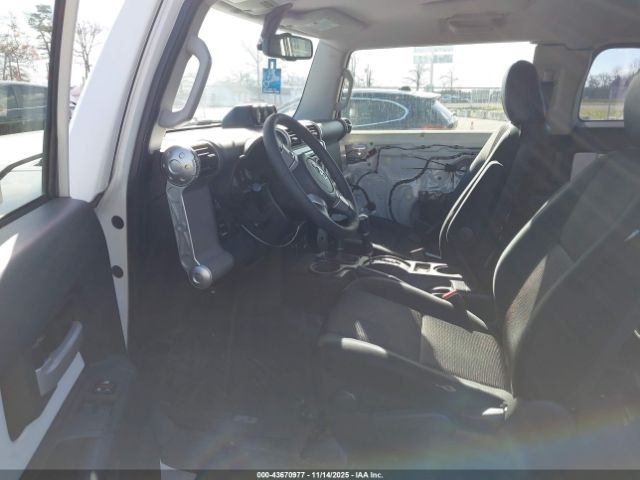 2012 TOYOTA FJ CRUISER JTEBU4BF4CK133774 Photo 4