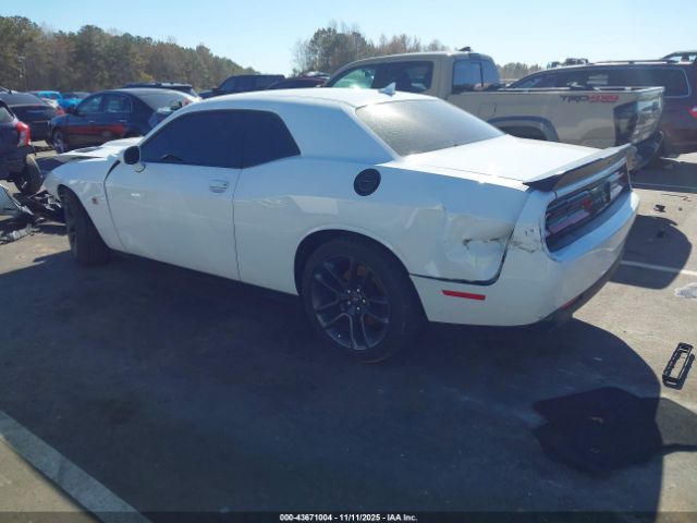 2021 DODGE CHALLENGER 2C3CDZFJ2MH624250 Photo 2