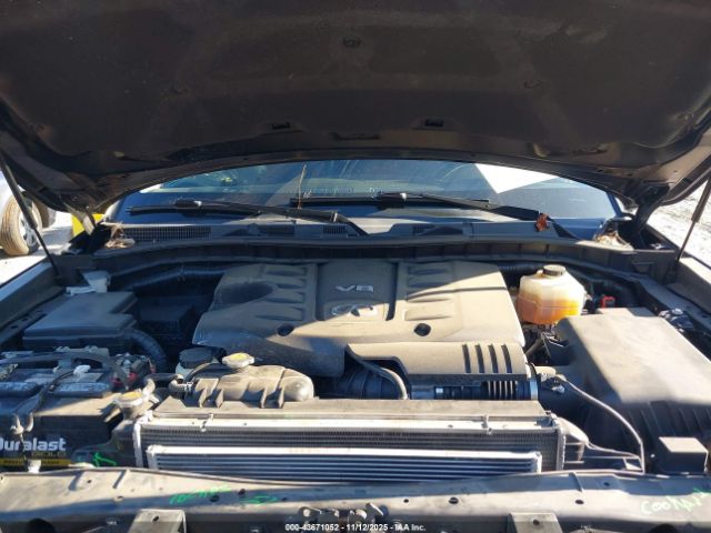 2018 INFINITI QX80 JN8AZ2NF1J9662349 Photo 9