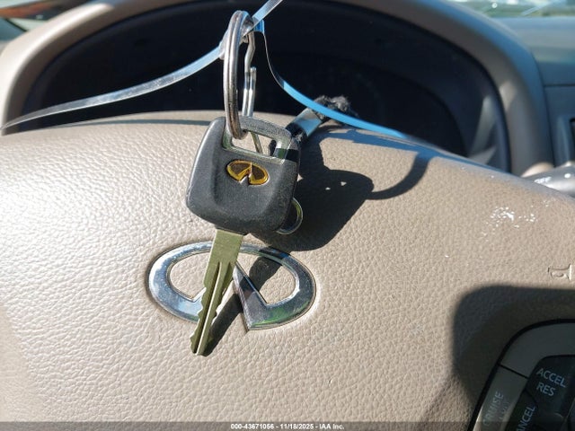 2001 Infiniti I30 Luxury მანქანა იყიდება აუქციონზე, vin: JNKCA31A61T038267, აუქციონის ნომერი: 43671056