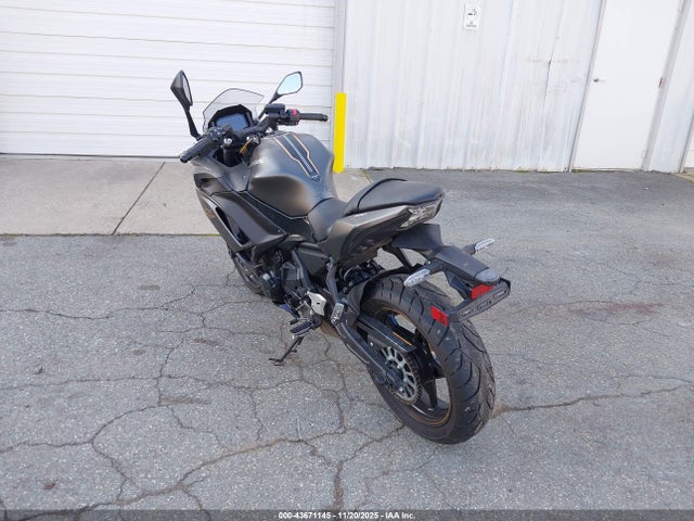 2023 KAWASAKI EX650 ML5EXER17PDA89947 Photo 2