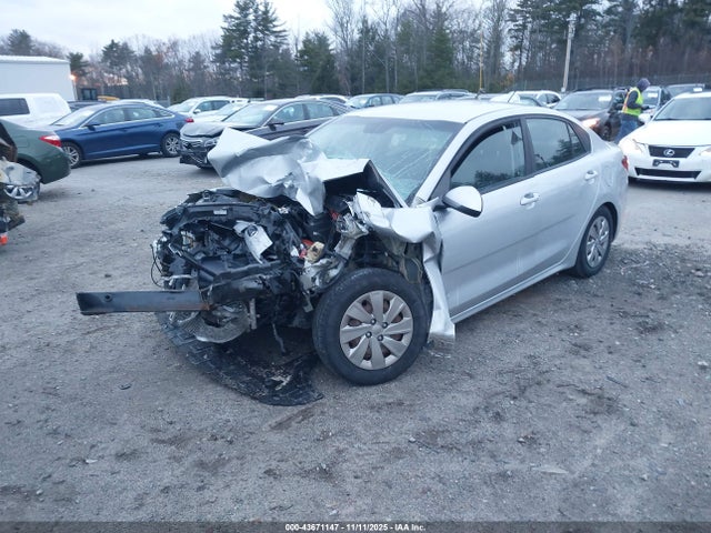 2018 KIA RIO 3KPA24AB6JE053851 Photo 1