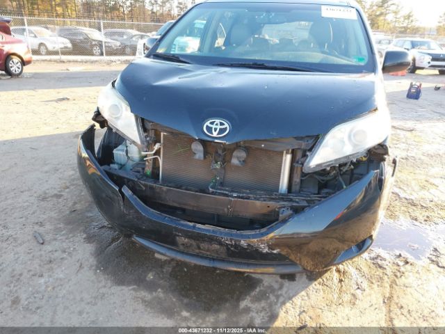 2017 TOYOTA SIENNA 5TDYZ3DC2HS774841 Photo 5