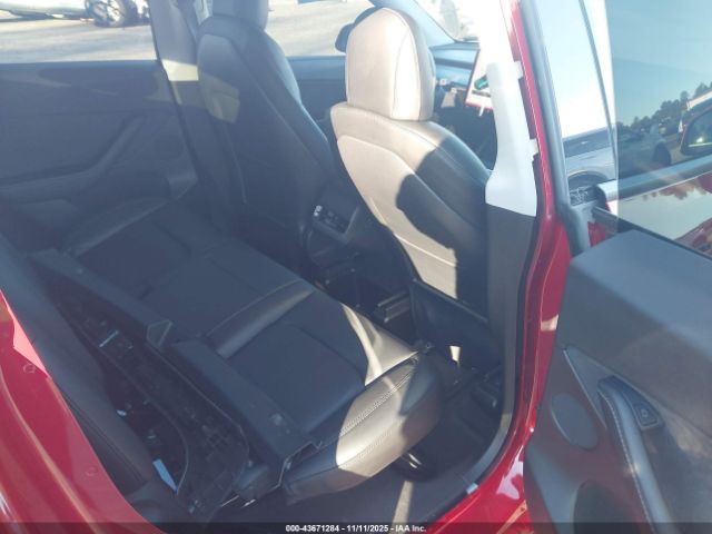 2021 TESLA MODEL Y 5YJYGDEE3MF299386 Photo 7