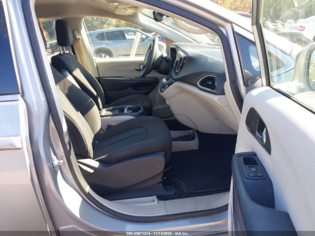 2020 CHRYSLER PACIFICA 2C4RC1FG5LR159373 Photo 4