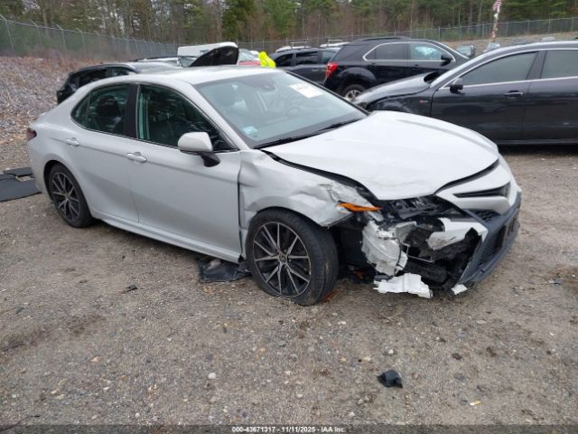 2022 TOYOTA CAMRY 4T1G11BK1NU053589