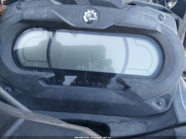 2020 CAN-AM OUTLANDER 3JBLWAU2XLJ001448 Photo 6