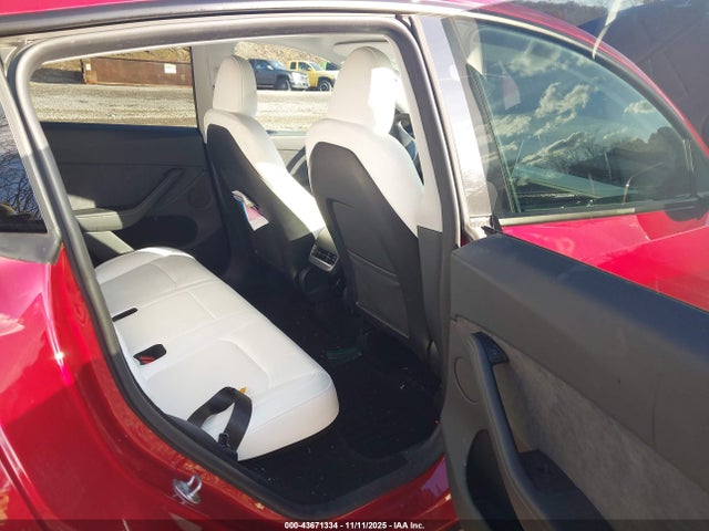 2024 TESLA MODEL Y 7SAYGDEE7RA260808 Photo 7