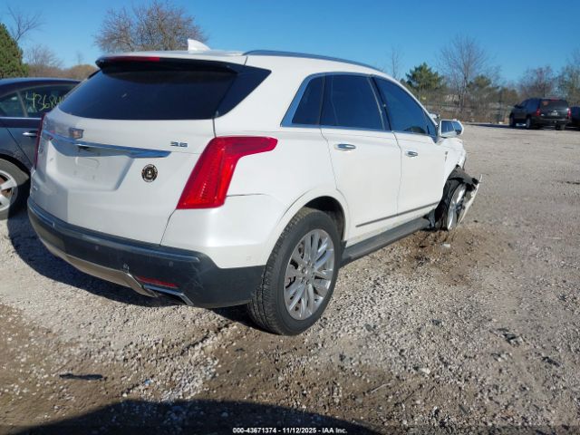 2018 CADILLAC XT5 1GYKNGRS7JZ169754 Photo 3