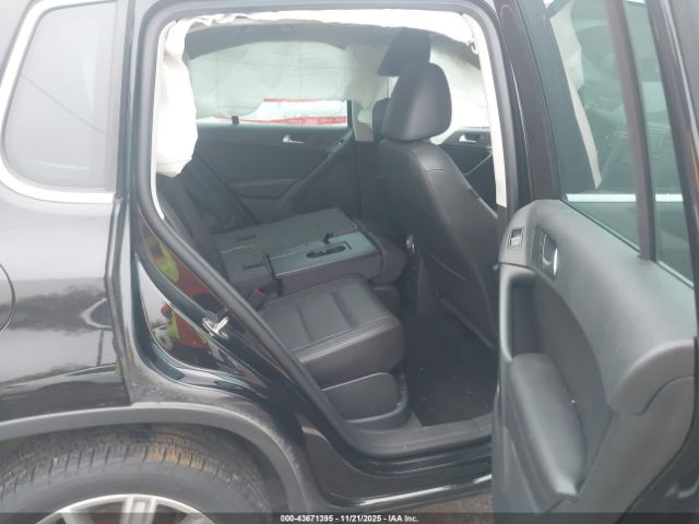 2016 VOLKSWAGEN TIGUAN WVGBV7AX6GW510869 Photo 7