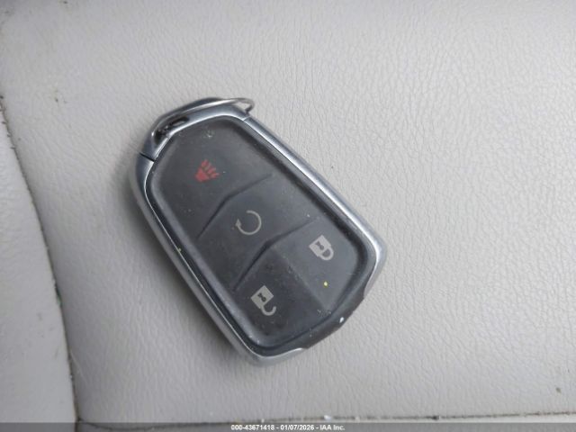 2019 CADILLAC XT4 1GYFZBR40KF133241 Photo 10