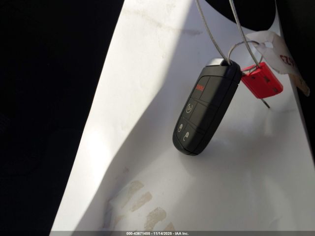 2021 JEEP RENEGADE ZACNJDAB5MPM32283 Photo 10