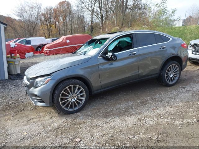 2019 MERCEDES-BENZ GLC 300 COUPE WDC0J4KB5KF633882 Photo 1