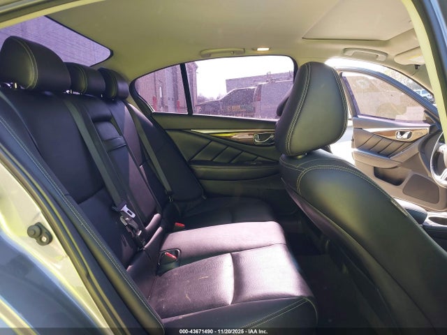 Продажа на аукционе авто 2015 Infiniti Q50 Premium, vin: JN1BV7AR7FM409374, номер лота: 43671490