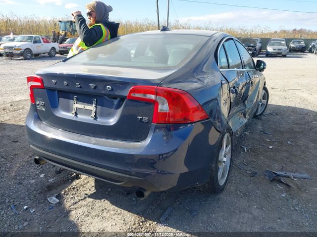 2012 VOLVO S60 YV1622FS2C2127554 Photo 3