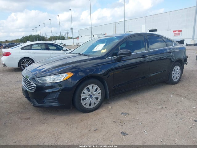 2019 FORD FUSION 3FA6P0G77KR268190 Photo 1