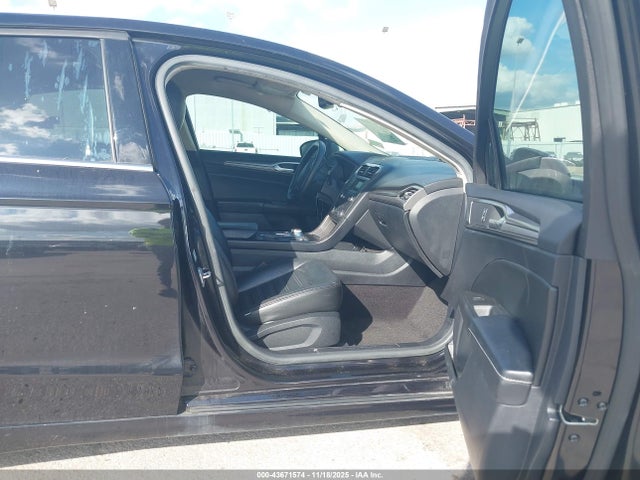 2019 FORD FUSION 3FA6P0G77KR268190 Photo 4