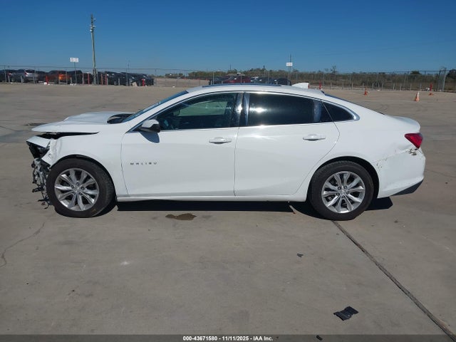1G1ZD5ST4KF139377 Chevrolet MALIBU LT
