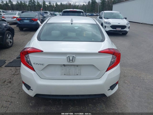 Honda CIVIC EX 2018 2HGFC2F72JH550221 Image 16