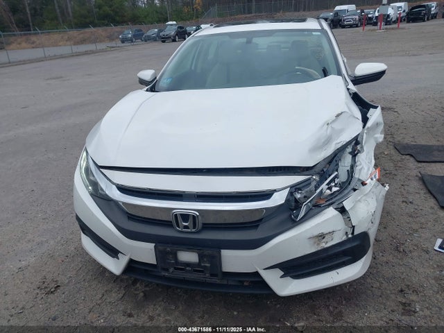 Honda CIVIC EX 2018 2HGFC2F72JH550221 Image 6