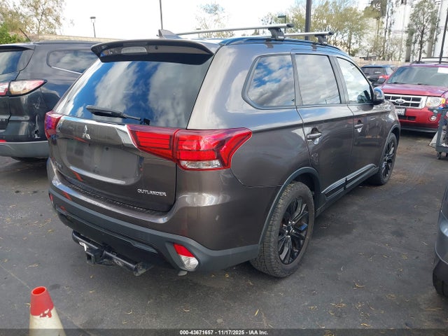 2019 MITSUBISHI OUTLANDER JA4AD3A3XKZ030117 Photo 3