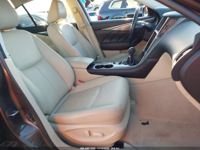 2016 Infiniti Q50 3.0t Premium მანქანა იყიდება აუქციონზე, vin: JN1EV7AP2GM302469, აუქციონის ნომერი: 43671930