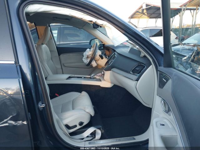 2025 VOLVO XC90 PLUG-IN HYBRID YV4H60PF5S1314734 Photo 4