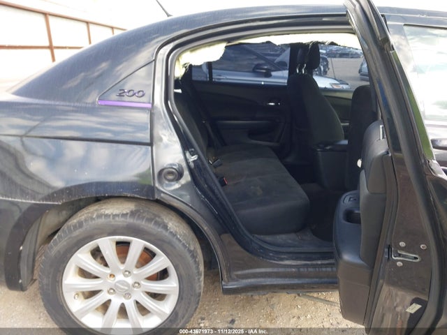 Продажа на аукционе авто 2011 Chrysler 200 Touring, vin: 1C3BC1FG7BN522502, номер лота: 43671973