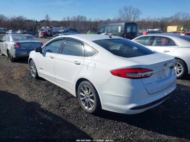 2017 FORD FUSION HYBRID 3FA6P0LU7HR380640 Photo 2