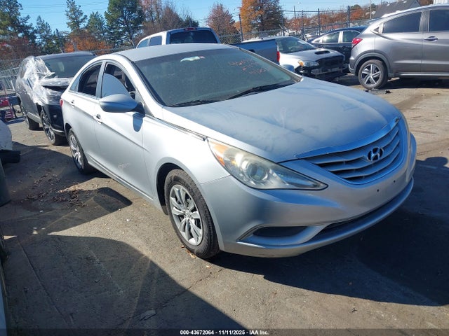 2011 Hyundai Sonata Gls მანქანა იყიდება აუქციონზე, vin: 5NPEB4AC7BH270798, აუქციონის ნომერი: 43672064