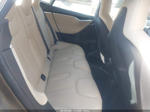 2015 TESLA MODEL S 5YJSA1E12FF111155 Photo 7
