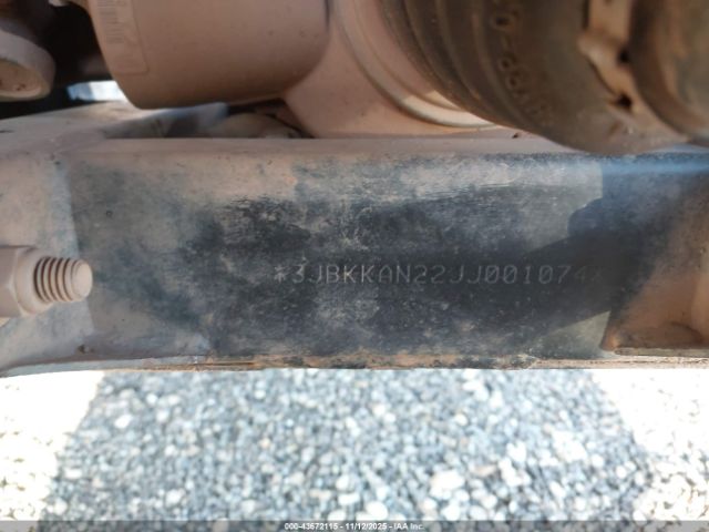 2018 CAN-AM COMMANDER 3JBKKAN22JJ001074 Photo 9