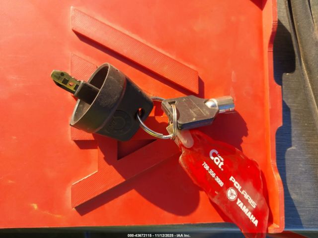 2018 CAN-AM COMMANDER 3JBKKAN22JJ001074 Photo 10