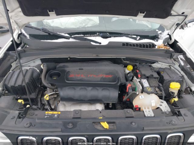 2017 JEEP RENEGADE ZACCJBBB7HPF44232 Photo 9