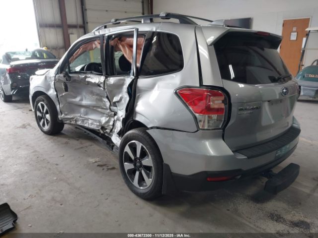 2018 SUBARU FORESTER JF2SJAEC8JH411195 Photo 2