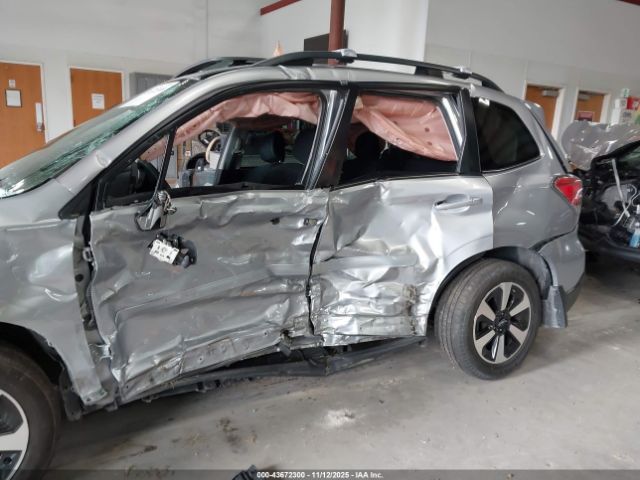 2018 SUBARU FORESTER JF2SJAEC8JH411195 Photo 5