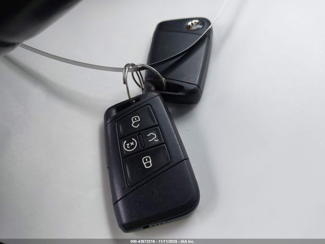 2020 VOLKSWAGEN ATLAS CROSS SPORT 1V2YC2CA7LC204953 Photo 10