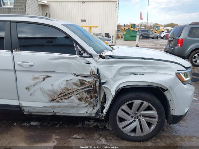 2020 VOLKSWAGEN ATLAS CROSS SPORT 1V2YC2CA7LC204953 Photo 5