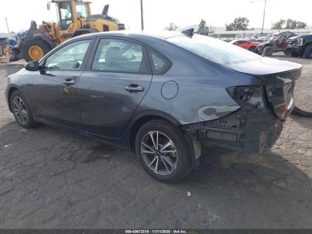 2023 KIA FORTE 3KPF24AD1PE553139 Photo 2