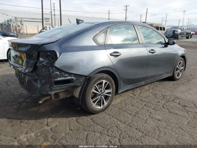 2023 KIA FORTE 3KPF24AD1PE553139 Photo 3