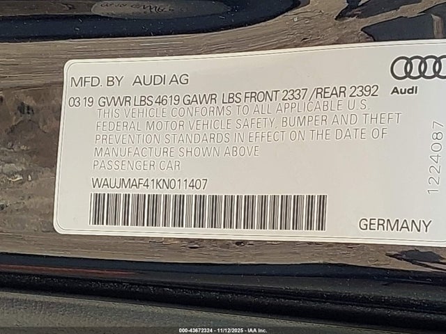 2019 AUDI A4 WAUJMAF41KN011407 Photo 8