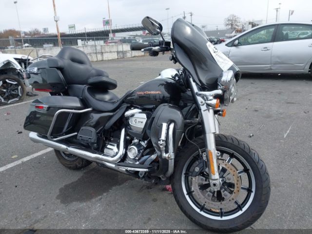 2019 HARLEY-DAVIDSON FLHTK 1HD1KEF11KB645774