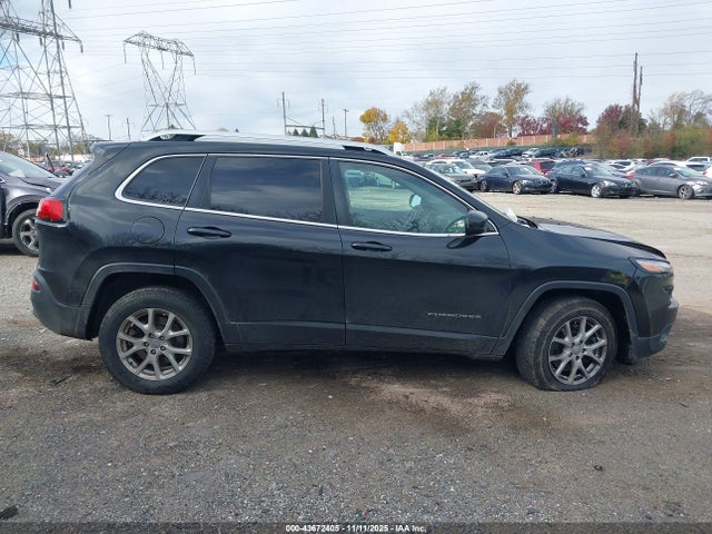 Jeep Cherokee Latitude 2016 1C4PJMCB4GW131844 Image 14
