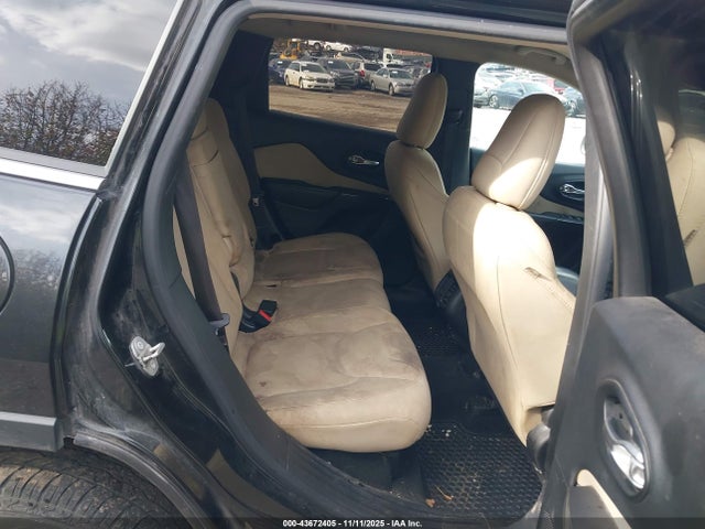 Jeep Cherokee Latitude 2016 1C4PJMCB4GW131844 Image 8