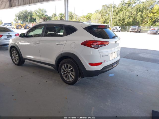 2018 HYUNDAI TUCSON KM8J33A45JU720706 Photo 2