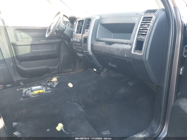 Продаж на аукціоні авто 2018 Ram 1500 Tradesman  4x4 5'7 Box, vin: 1C6RR7KMXJS273126, номер лоту: 43672413